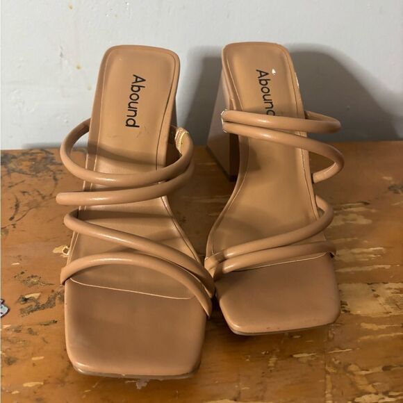 ABOUND Austyn Strappy Sandal In Tan Size 5 NWOT - Picture 3 of 6